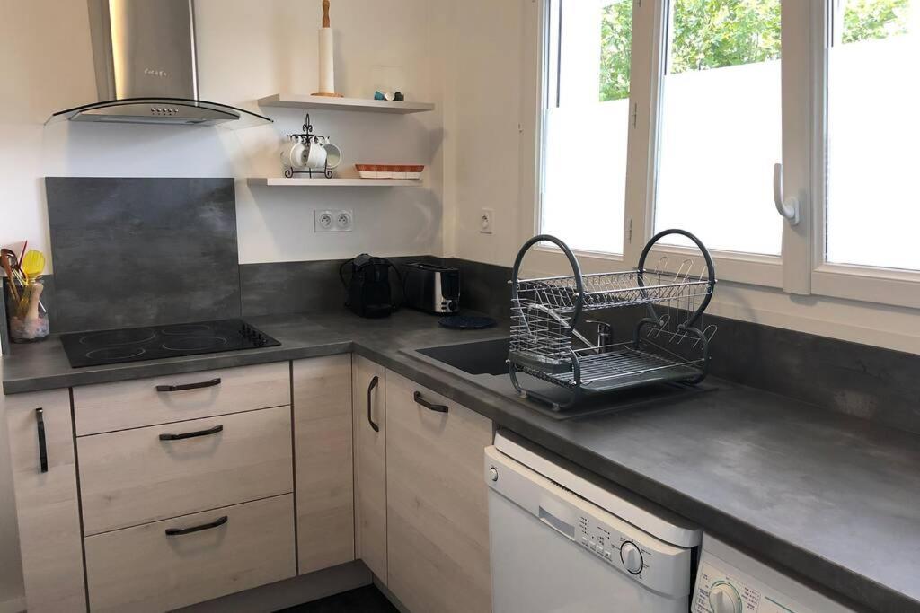Ferienwohnung Res. De Pontaillac, T3 A Quelques Pas De La Plage Royan Exterior foto