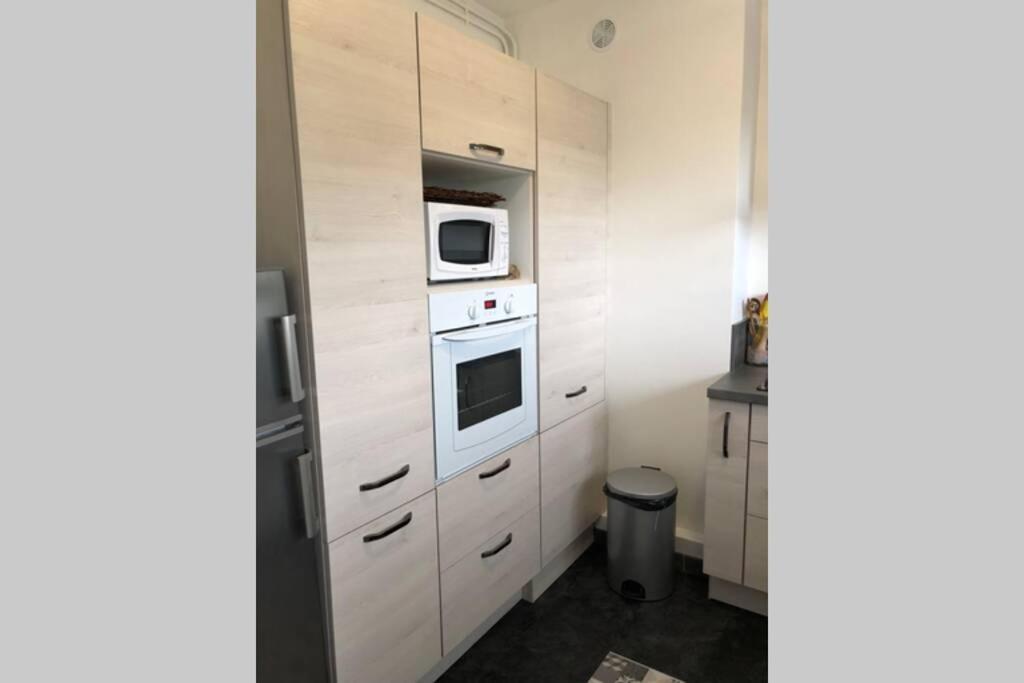 Ferienwohnung Res. De Pontaillac, T3 A Quelques Pas De La Plage Royan Exterior foto